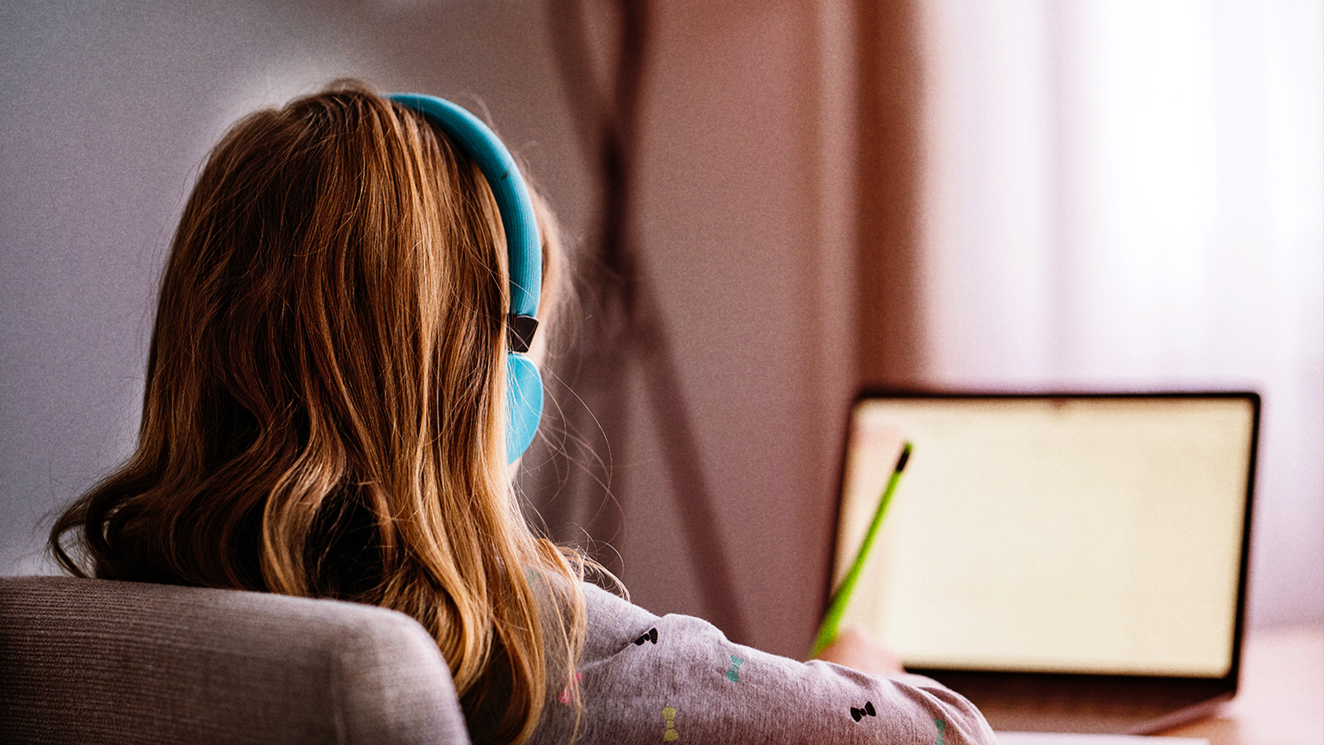 3 Ways you can help to protect children online